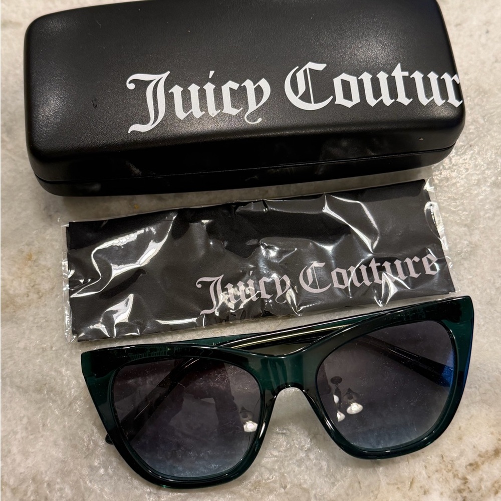 Juicy Couture Dark Green Cat-Eye Sunglasses with Gradient Lenses